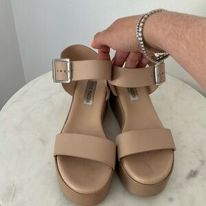 Steve Madden blush platform